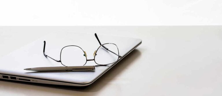 Glasses on table e