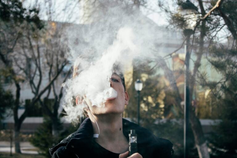 Should You Allow Vaping In Your Workplace