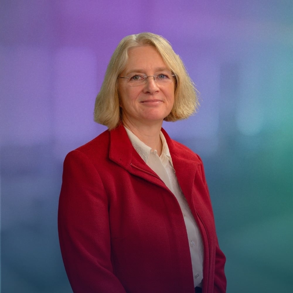 Julie Davenport